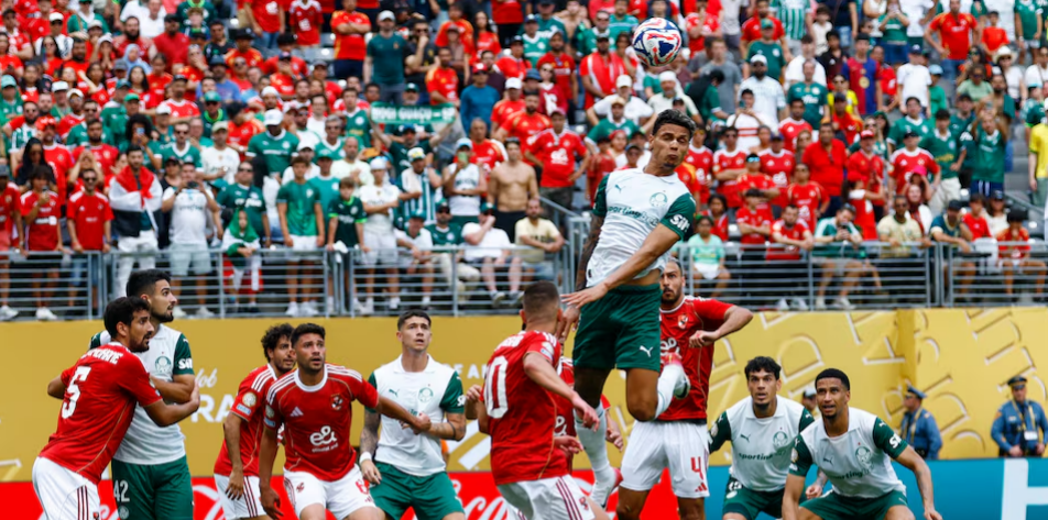 Palmeiras Weather the Storm, Down Al Ahly to Take Club World Cup Group A Lead